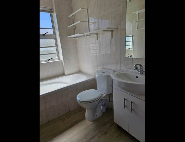 2 bed property to rent in BIG BAY